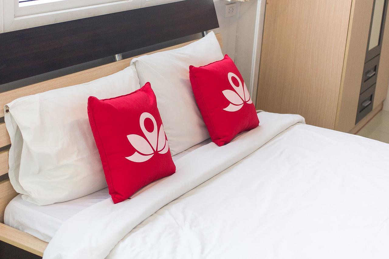 Zen Rooms Damrongrak Road Бангкок Экстерьер фото