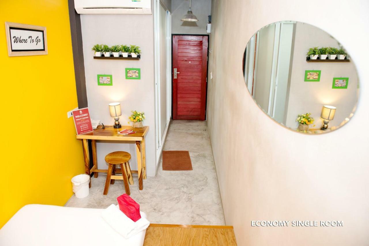 Zen Rooms Damrongrak Road Бангкок Экстерьер фото